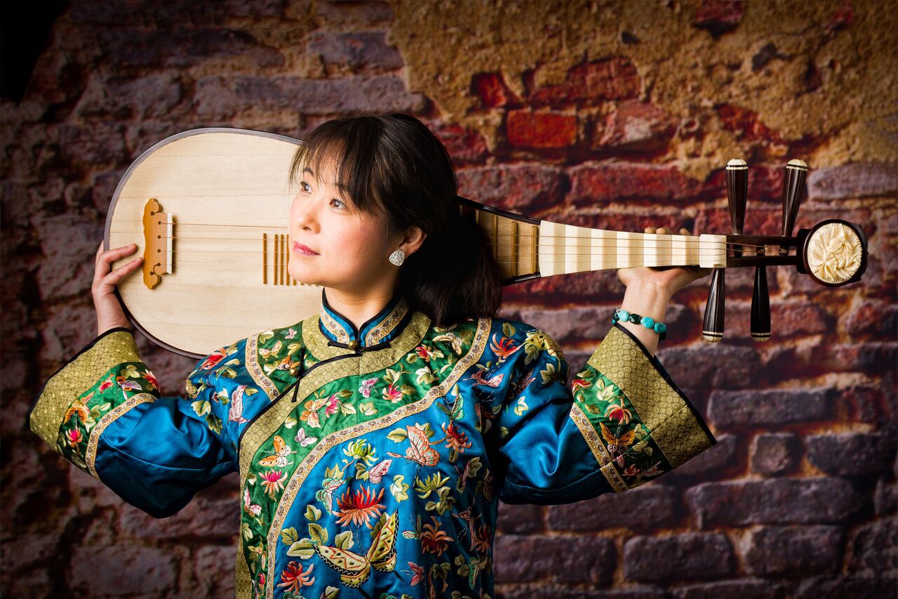 Wu Man with pipa